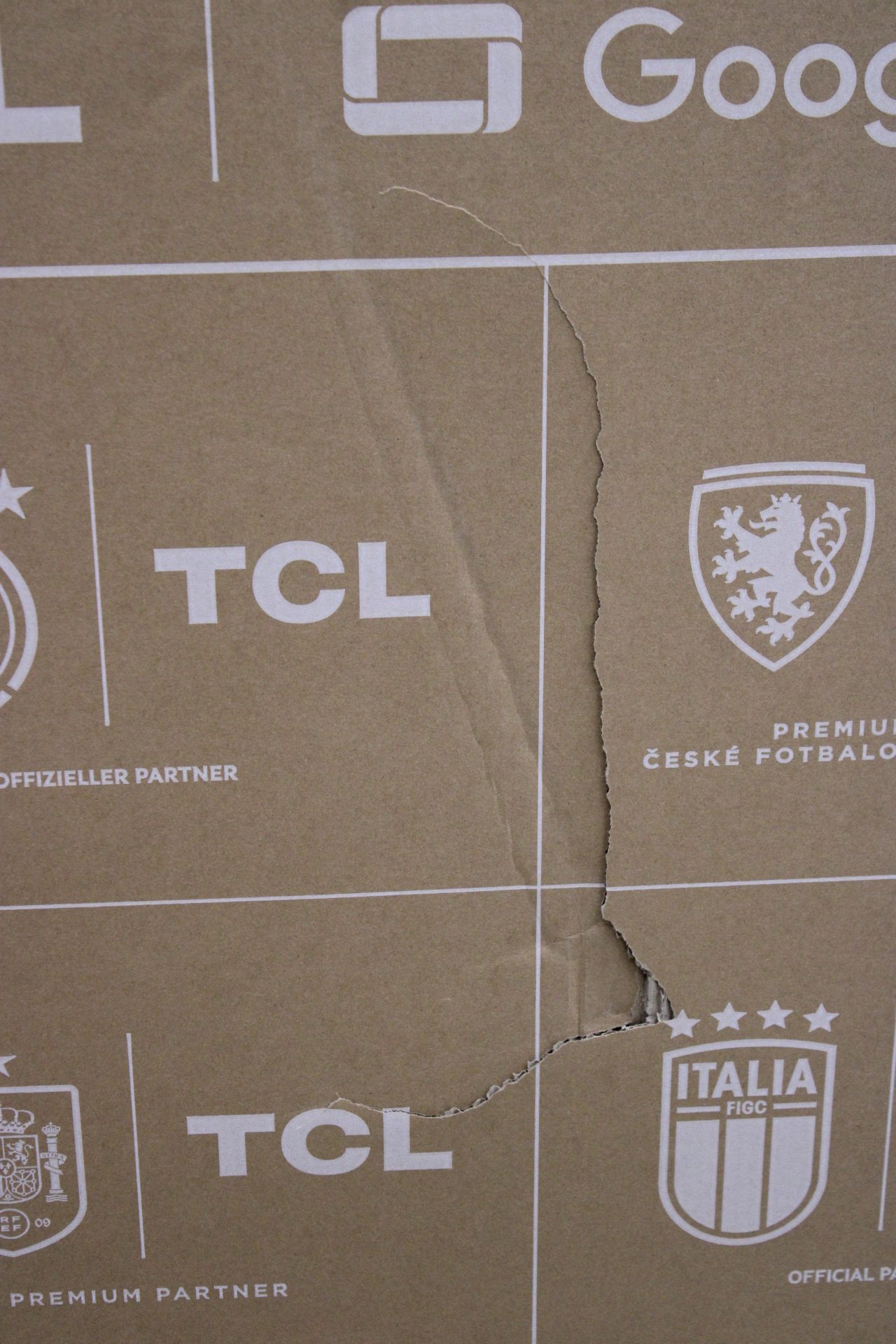 SALE OUT. TCL 75T8C 75" (189 cm) 4K QLED TV with Google TV | TCL 4K QLED TV | 75T8C | 75 | Smart TV | Google TV | Black | DAMAGED PACKAGING - Image 3