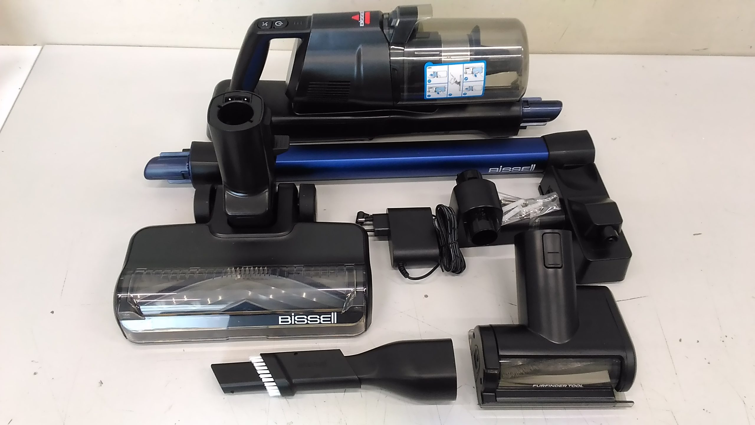 SALE OUT. Bissell PowerClean FurGuard Pro Cordless Stick Vacuum | Bissell Stick Vacuum | PowerClean FurGuard Pro | Cordless operating | 280 W | 25.2 V | Operating time (max) 50 min | Black/Titanium/Midnight Blue | Warranty 60 month(s) | Battery warranty 24 month(s) | USED AS DEMO, DIRTY