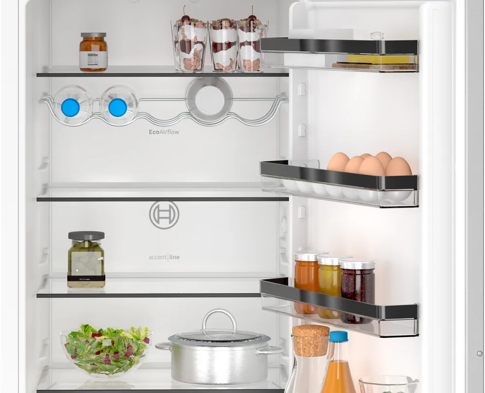 Bosch | Refrigerator | KIN96VFD0 | Energy efficiency class D | Built-in | Combi | Height 193.5 cm | No Frost system | Fridge net capacity 215 L | Freezer net capacity 75 L | Display | 34 dB - Image 2