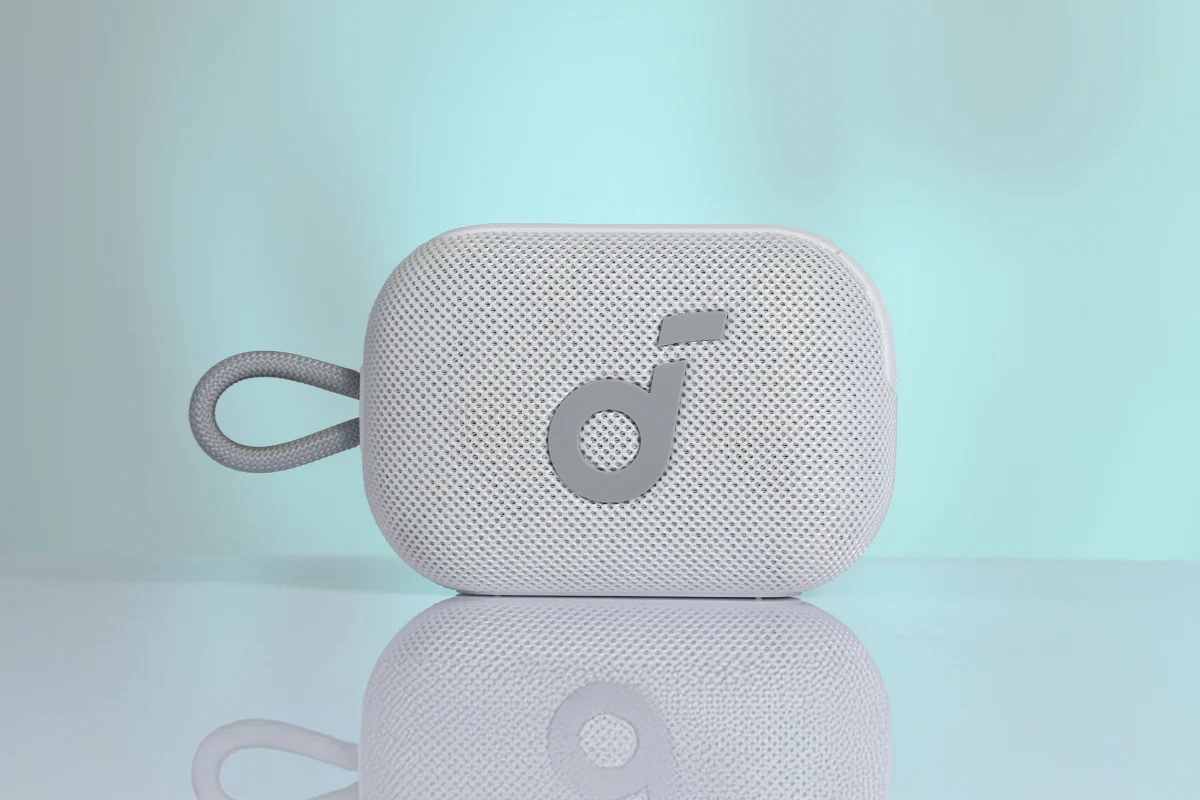 Anker Soundcore Speaker | Select 4 Go | Waterproof | Bluetooth | White | Portable | Wireless connection - Image 2