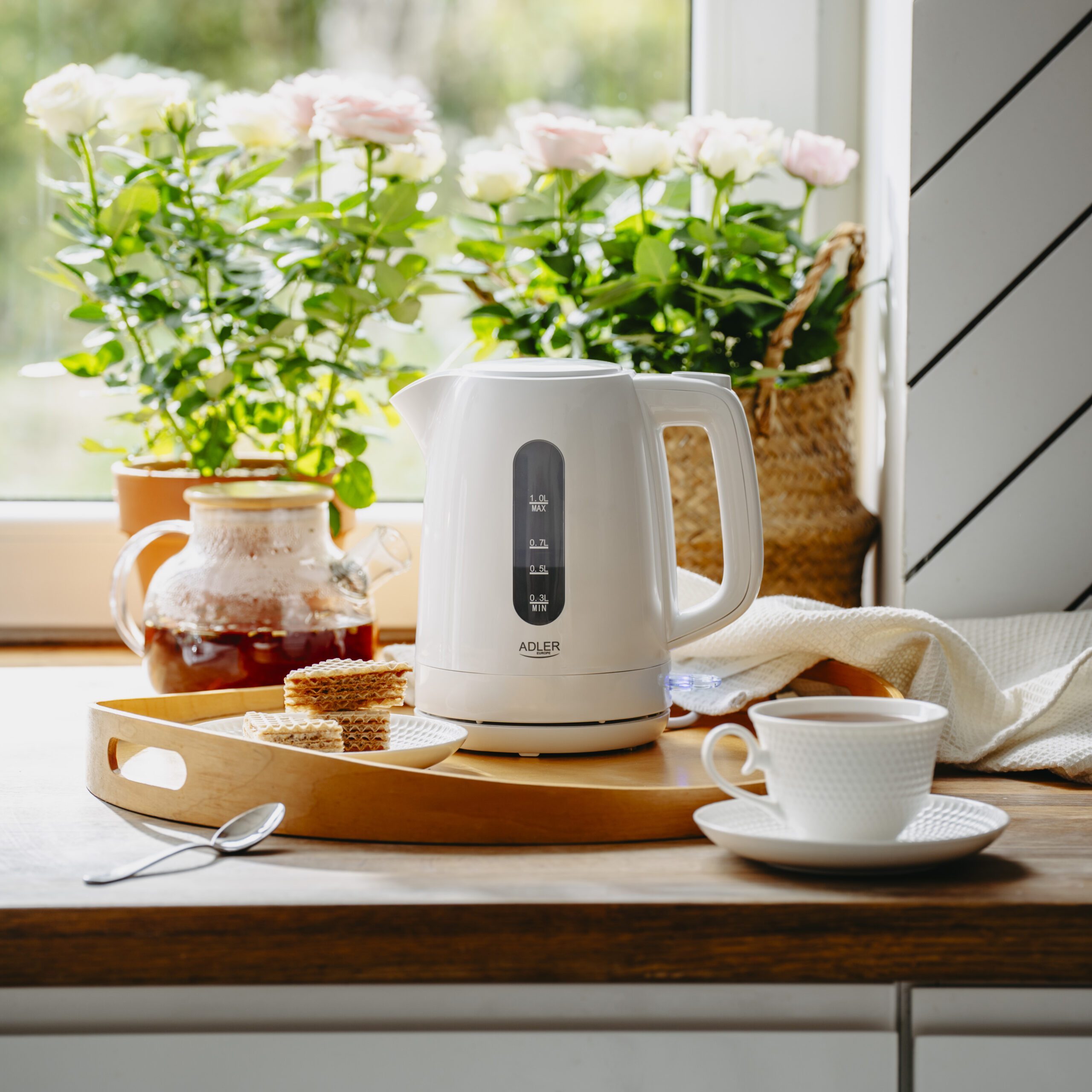 Adler Kettle | AD 1380w | Electric | 2200 W | 1 L | Polypropylene | 360° rotational base | White - Image 9