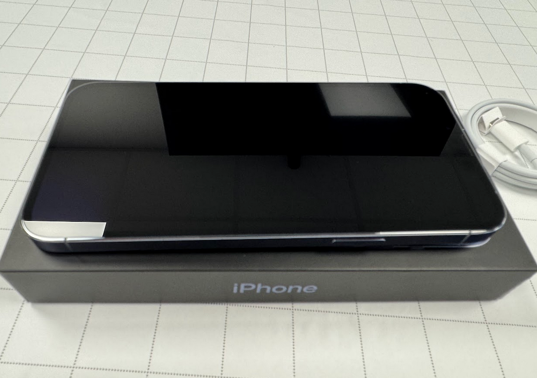 Apple Renew | REFURBISHED Grade B | Blue | 6.7 " | Super Retina XDR OLED | 2778 x 1284 pixels | 6 GB | 128 GB | Dual SIM | 4G | 5G | 12+12+12 MP | iOS | 18 | iPhone 13 Pro Max - Image 2