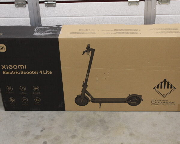 SALE OUT. Xiaomi Electric Scooter 4 Lite EU | SALE OUT. Xiaomi Electric Scooter 4 Lite EU | 300 W | 25 km/h | 8.5 " | 6 month(s) | Black | DEMO, MISSING INNER PACKAGING