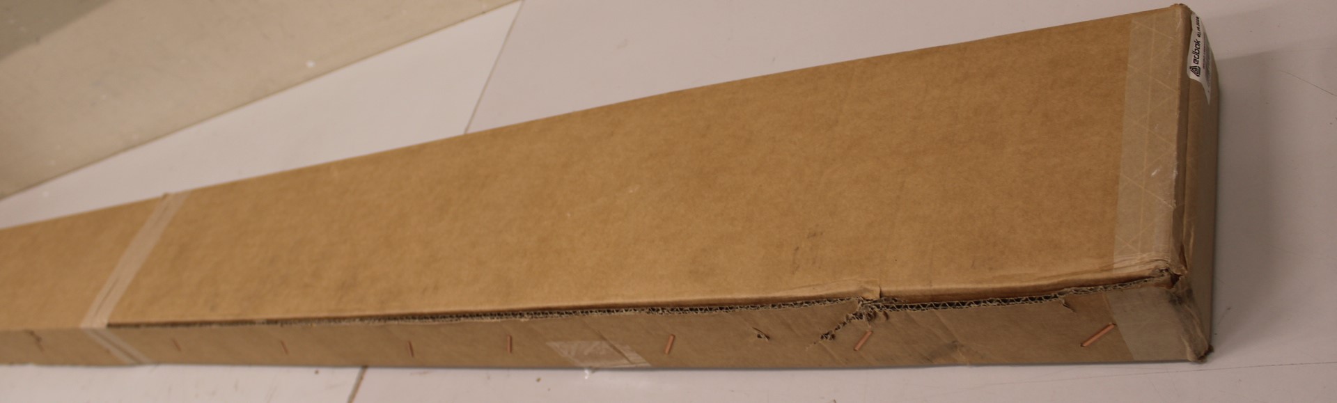 SALE OUT. EDBAK Interface Bar 2200mm | EDBAK Menu Board Mount VWMB2200 | Maximum weight (capacity) 200 kg | DAMAGED PACKAGING, SCRATCHED ON BACK | Black