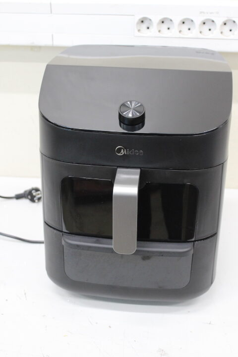 SALE OUT. Midea MAD1100DADK Air fryer digital,Two-zone cavity, 6.4L + 4.4L | Midea Two Zone Airfryer | MAD1100DADK | Power 1850 W | Capacity 4.4/6.4 L | Rapid Air technology | Black | USED, DIRTY, SCRATCHED ON TOP - Image 7