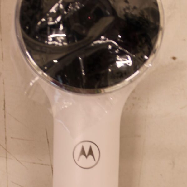 SALE OUT. Motorola VM65X CONNECT 5.0" Full HD Wi-Fi Video Baby Monitor with Crib Mount, White/Gold | SALE OUT. Motorola Full HD Wi-Fi Video Baby Monitor with Crib Mount | VM65X CONNECT 5.0" | 5.0" LCD colour display with 480 x 272 resolution; Lullabies; Room temperature monitoring; Infrared night vision; LED sound level indicator; Wi-Fi connectivity for on-the-go viewing; 2.4GHz FHSS wireless technology for in-home viewing; Digital pan, tilt and zoom; High sensitivity microphone; Rechargeable parent unit; Secure and private connection; Over-the-crib mount; Flexible magnetic mount | White/Gold | DEMO