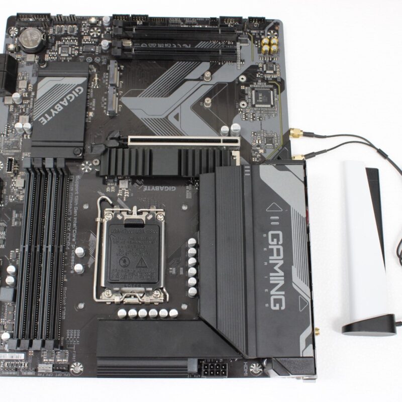 SALE OUT. Gigabyte B760 GAMING X AX DDR4 | Processor family Intel | Processor socket LGA1700 | DDR4 | USED, REFURBISHED, WITHOUT ACCESSORIES, ONLY BACK PANEL, AND ANTENA INCLUDED