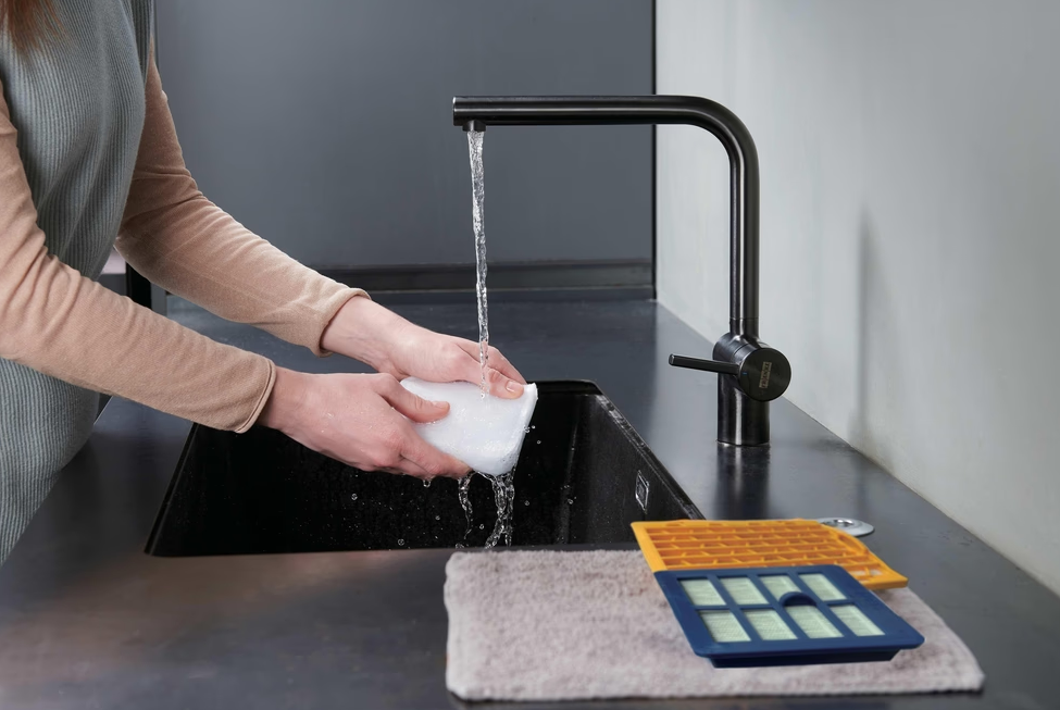 Hoover Vacuum Cleaner | HE120PET 011 | Bagged | Power 700 W | Dust capacity 2.5 L | Iron Grey - Image 13