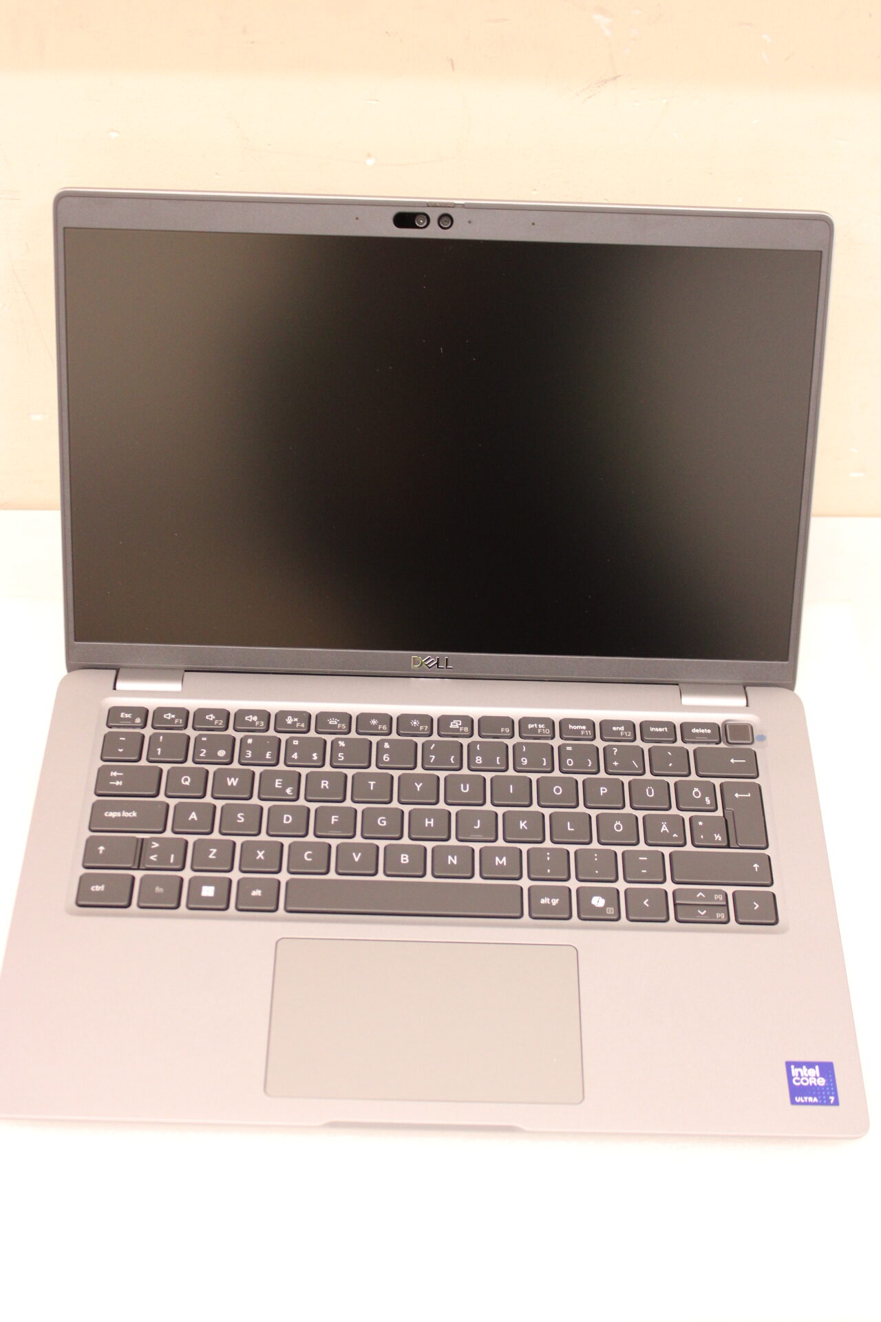 SALE OUT. Dell Latitude 5450 AG FHD Ultra 7 165U/16GB/512GB/Intel Integrated/Win11 Pro/Estonian Backlit kbd/FP/SC/3Y Basic Onsite Warranty | SALE OUT. Dell Latitude 5450 | 14 " | IPS | FHD | 1920 x 1080 pixels | Anti-glare | Intel Core Ultra 7 | 165U | 16 GB | DDR5 | Solid-state drive capacity 512 GB | Intel Integrated Graphics | Windows 11 Pro | 802.11ax | Bluetooth version 5.3 | Keyboard language Estonian | Keyboard backlit | Warranty 36 month(s) | Battery warranty 12 month(s) | NO ORIGINAL PACKAGING - Image 2