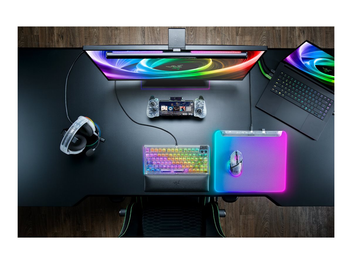 Razer RGB Gaming Mouse Mat | Firefly V2 Pro | Phantom White Edition - Image 5