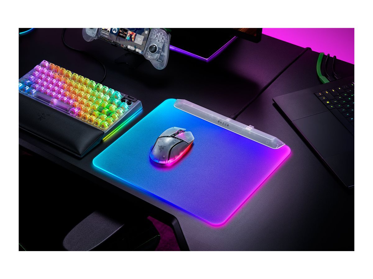 Razer RGB Gaming Mouse Mat | Firefly V2 Pro | Phantom White Edition - Image 12