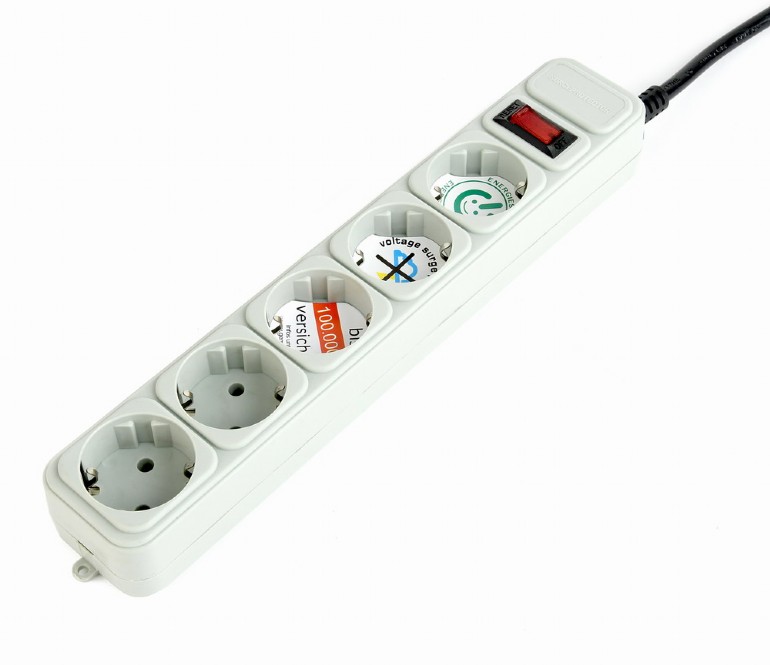 Gembird SPG3-B-6C surge protector, 5 sockets, 6ft - Image 4