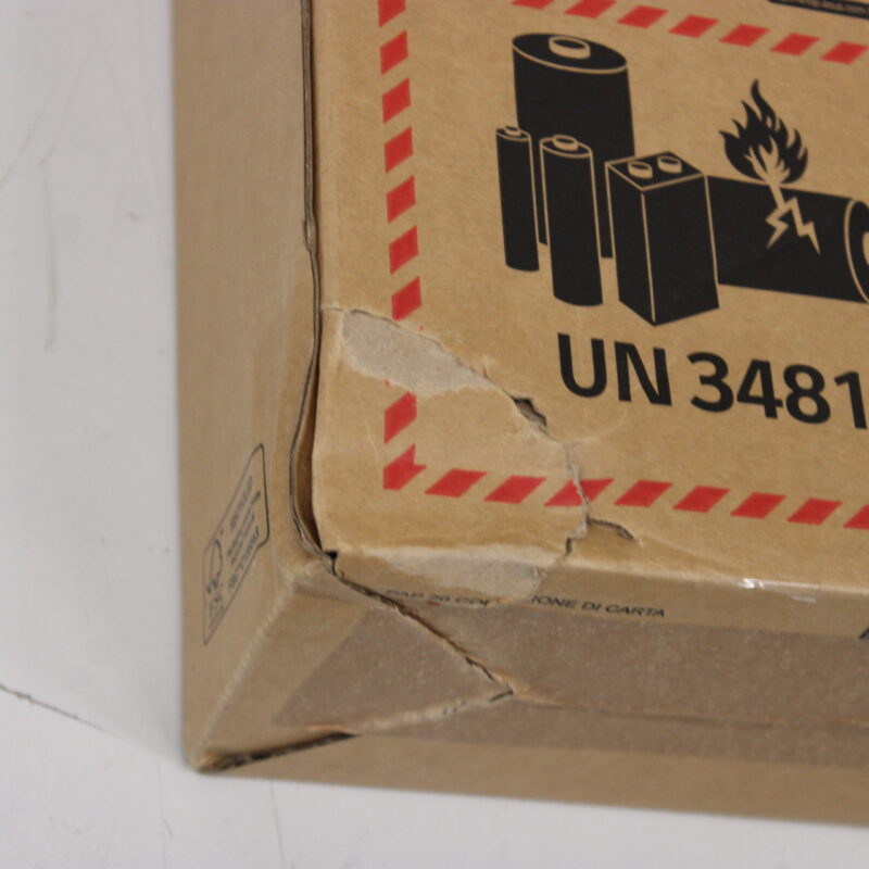 SALE OUT. Asus | Zenbook Duo UX8406MA-PZ030X | Inkwell Gray | 14 " | OLED | Touchscreen | 3K | 2880 x 1800 pixels | 120 Hz | Glossy | Intel Core Ultra 9 | 185H | 32 GB | LPDDR5X | Solid-state drive capacity 1000 GB | Intel Graphics | Windows 11 Pro | 802.11ax | Bluetooth version 5.3 | Keyboard language US international | Warranty 24 month(s) | Battery warranty 12 month(s) | DAMAGED PACKAGING, SCRATCHES NEAR KEYBOARD CONNECTOR, SCRATCH ON BOTTOM SCREEN, SCRATCHED COVER - Image 3