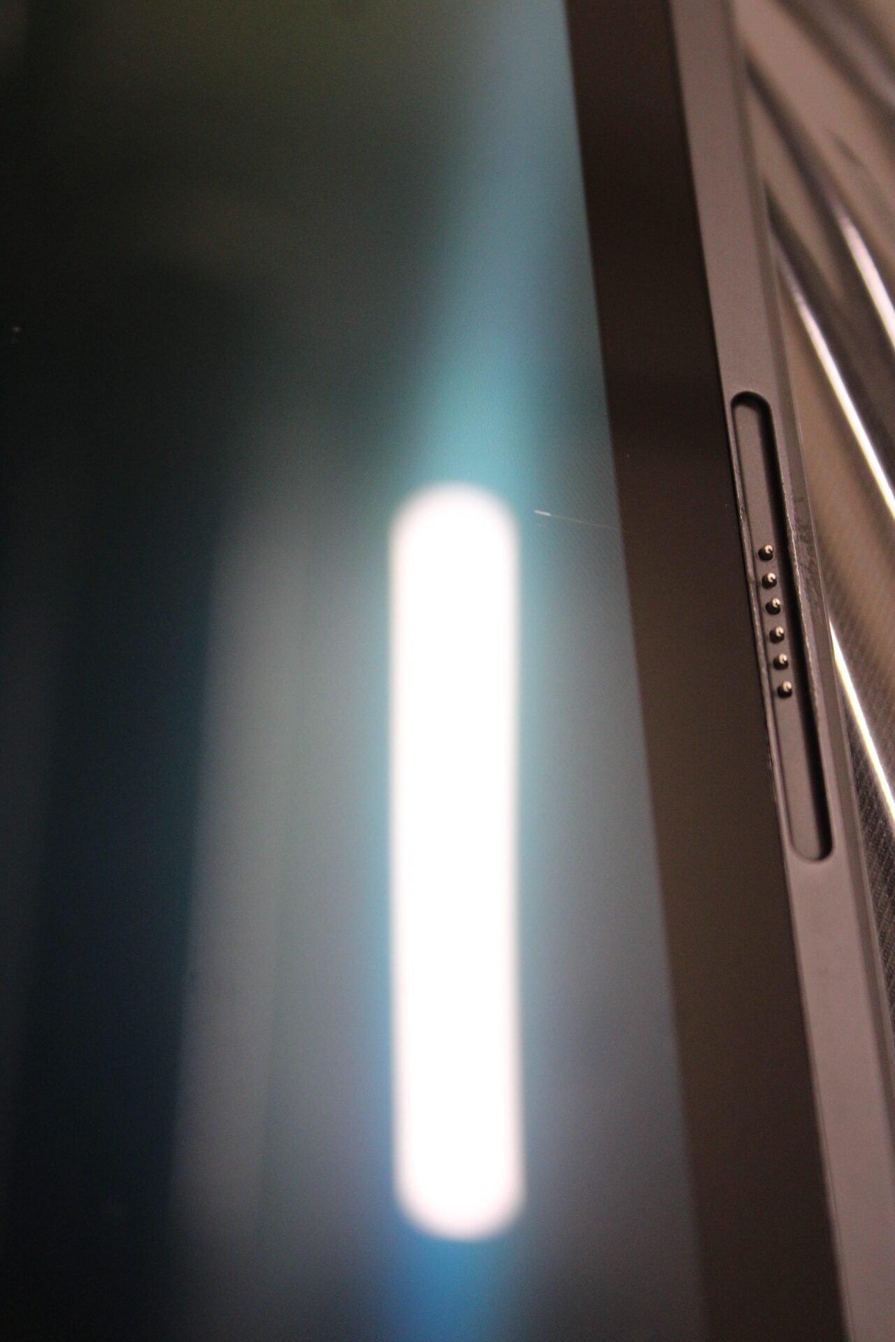 SALE OUT. Asus | Zenbook Duo UX8406MA-PZ030X | Inkwell Gray | 14 " | OLED | Touchscreen | 3K | 2880 x 1800 pixels | 120 Hz | Glossy | Intel Core Ultra 9 | 185H | 32 GB | LPDDR5X | Solid-state drive capacity 1000 GB | Intel Graphics | Windows 11 Pro | 802.11ax | Bluetooth version 5.3 | Keyboard language US international | Warranty 24 month(s) | Battery warranty 12 month(s) | DAMAGED PACKAGING, SCRATCHES NEAR KEYBOARD CONNECTOR, SCRATCH ON BOTTOM SCREEN, SCRATCHED COVER - Image 5