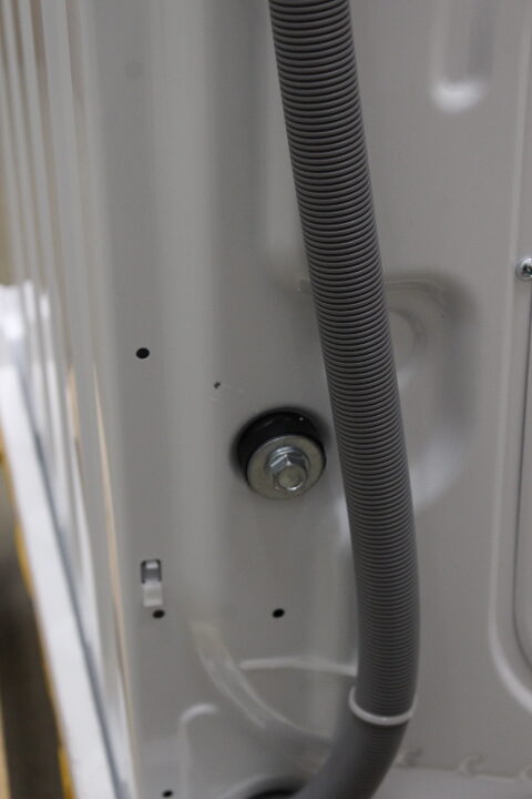 SALE OUT. | Midea Washing Machine with Dryer | MF200D80WB/W-HR | Energy efficiency class A/E | Front loading | Washing capacity 8 kg | 1400 RPM | Depth 48 cm | Width 60 cm | Digital | Drying system | Drying capacity 6 kg | Steam function | White | NO OROGINAL PACKAGING, SCRATCHED FRONT DOOR AND BACK - Image 4