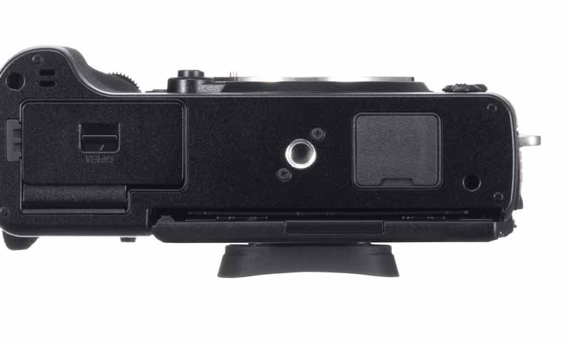 Fujifilm | X-T3 | Mirrorless Camera body | 26.1 MP | ISO sensitivity (max) 51200 | Display diagonal 3.0 " | Video recording | Magnification 0.75 x | Viewfinder | CMOS | Black - Image 3