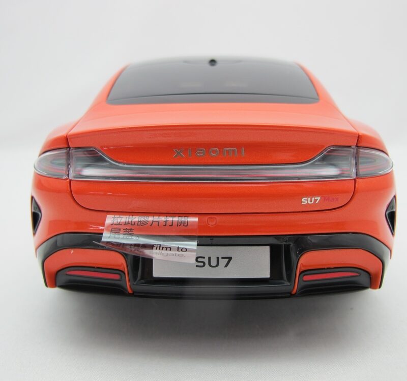 Xiaomi SU7 1:18 Die-cast Model Car | Lava Orange | Zinc alloy, ABS, SAN and PVC - Image 5