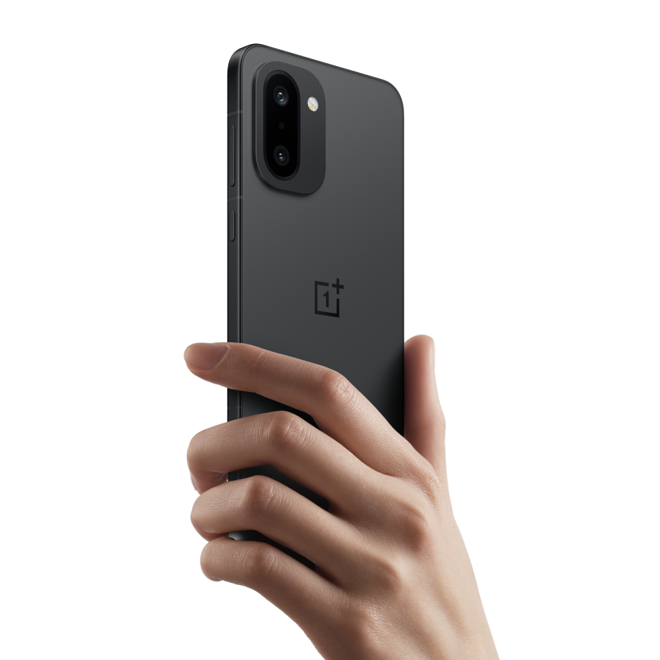 OnePlus 15R | Charcoal Black | 6.83 " | AMOLED | 1272 x 2800 pixels | Qualcomm | Snapdragon 8 Gen 5 | Internal RAM 12 GB | 256 GB | Dual SIM | 5G | Main camera resolution 50+8 MP | Secondary camera resolution 32 MP | Android | 16 | 7400 mAh - Image 6