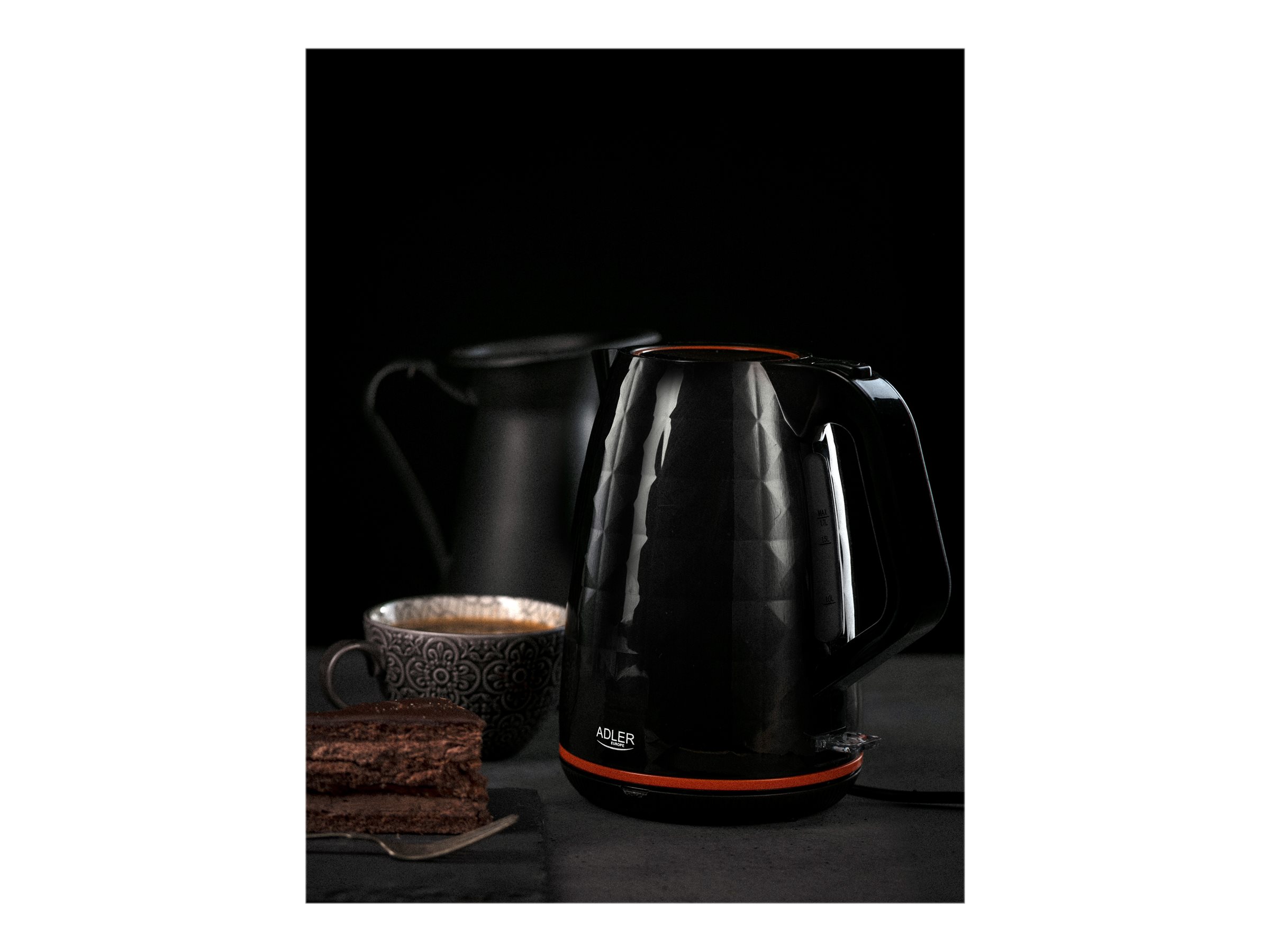 Adler | Kettle | AD 1277 | Standard | 2200 W | 1.7 L | Plastic | 360° rotational base | Black - Image 4