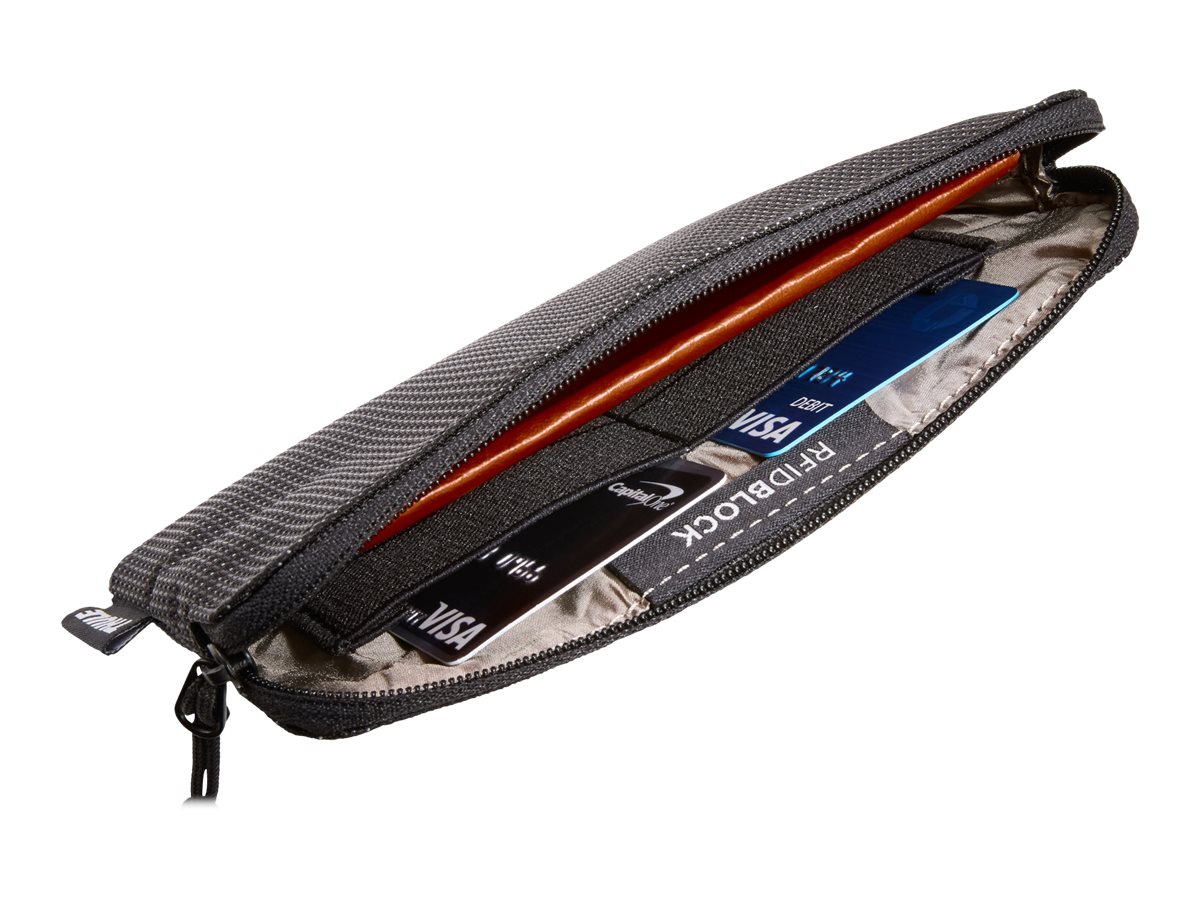 Thule | Crossover 2 | Travel Organizer | 2-in-1 pouch | Black - Image 8