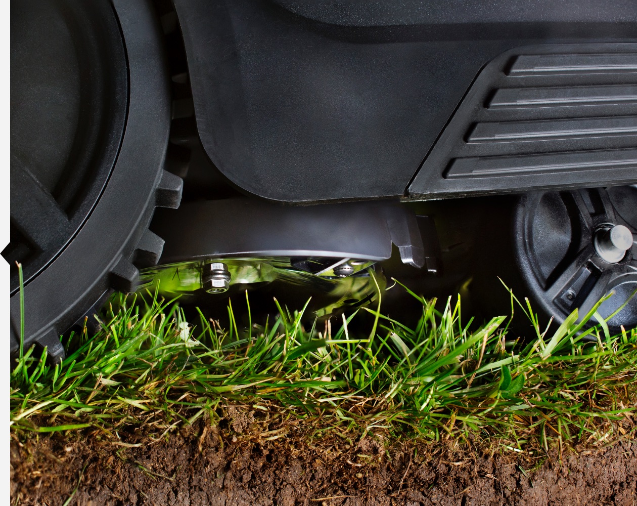 AYI | Robot Lawn Mower | A1 600i | Orange/Black | Mowing Area 600 m² | WiFi APP Yes (Android; iOs) | Working time 60 min | Brushless Motor | Maximum Incline 37 % | Speed 22 m/min | Waterproof IPX4 | 68 dB | 2600 mAh | 120 m boundary wire; 120 pcs. staples; 9 x Cutting blades; 2 x Distance Gauges; 1 x Charging Station, 10 x Cutting Blade Screws, 1 x 5 m Extension Cord, 4 x Nails For Fixing Charging Station, 1 x Allen Key - Image 13