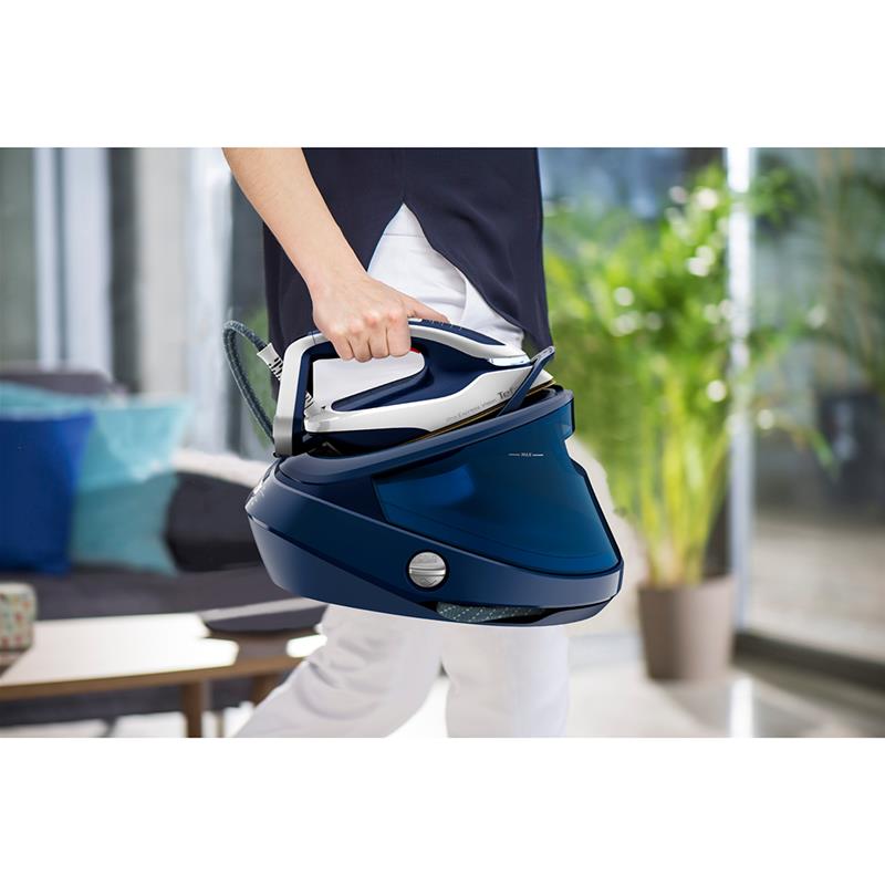 TEFAL | Steam Station | GV9812 Pro Express | 3000 W | 1.2 L | 8.1 bar | Auto power off | Vertical steam function | Calc-clean function | Blue - Image 4