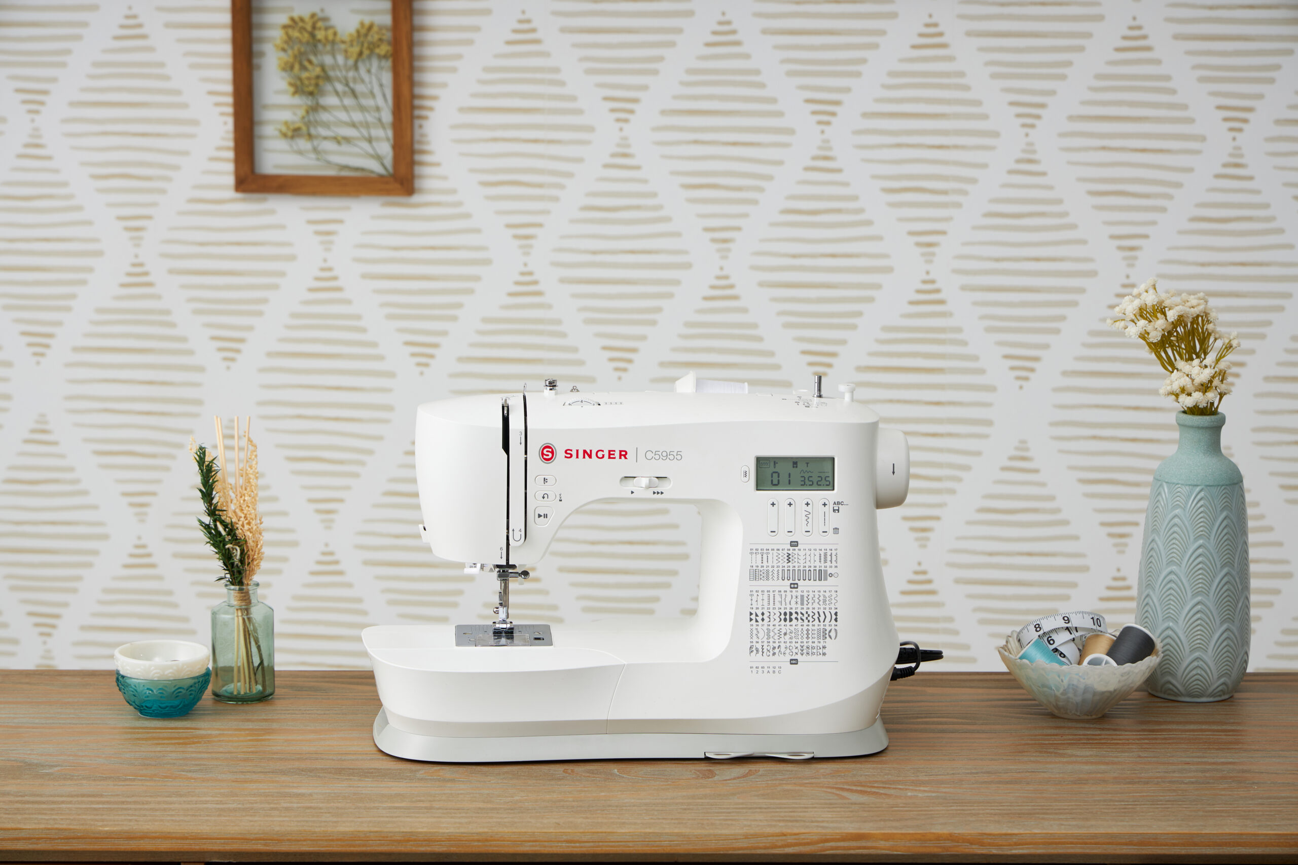 Singer | Sewing Machine | C5955 | Number of stitches 417 | Number of buttonholes 8 | White - Image 4