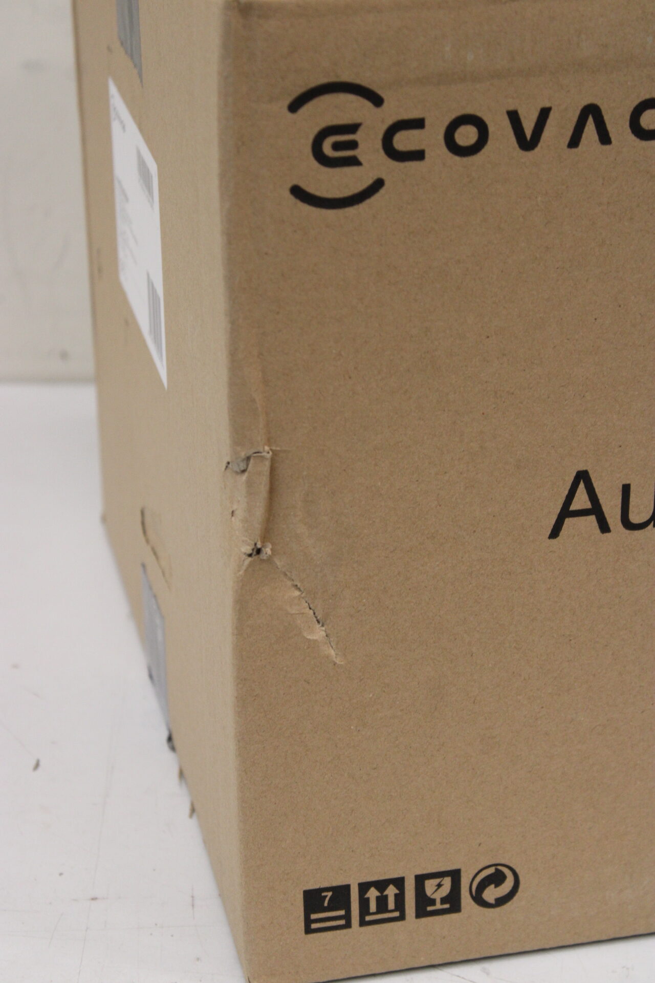 SALE OUT. Ecovacs | Auto-Empty Station in White for OZMO T8 Series and N8/T9 Series incl. 2 dust bags | White | DAMAGED PACKAGING - Image 6