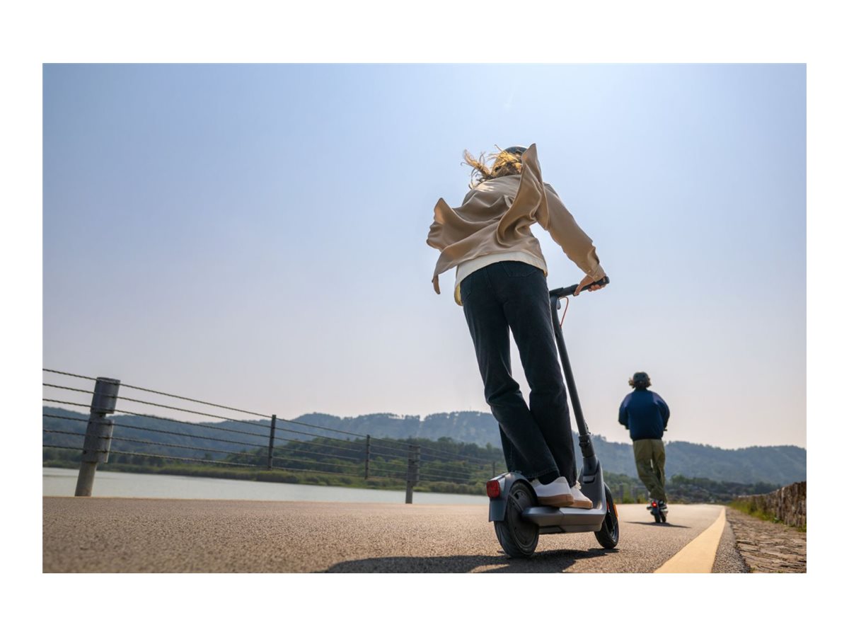 Ninebot by Segway Kickscooter E2 PRO E, Black | Segway - Image 13