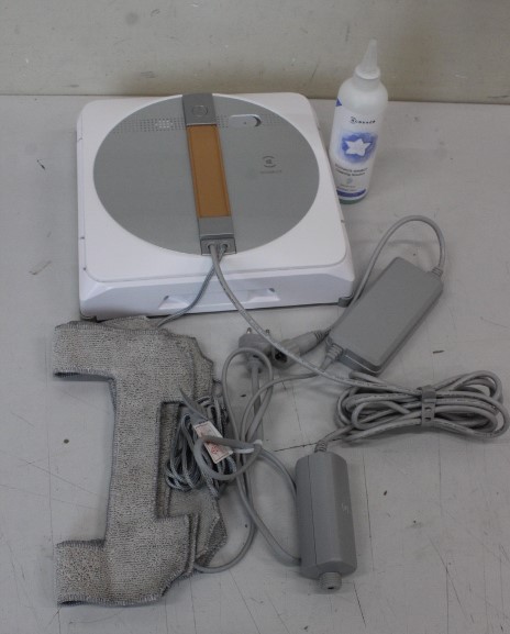 SALE OUT. SALE OUT. Ecovacs | Windows Cleaner Robot | WINBOT W1 PRO | Corded | 2800 Pa | White | USED, DIRTY, SCRATCHED, HALF BOTTLE OF LIQUID