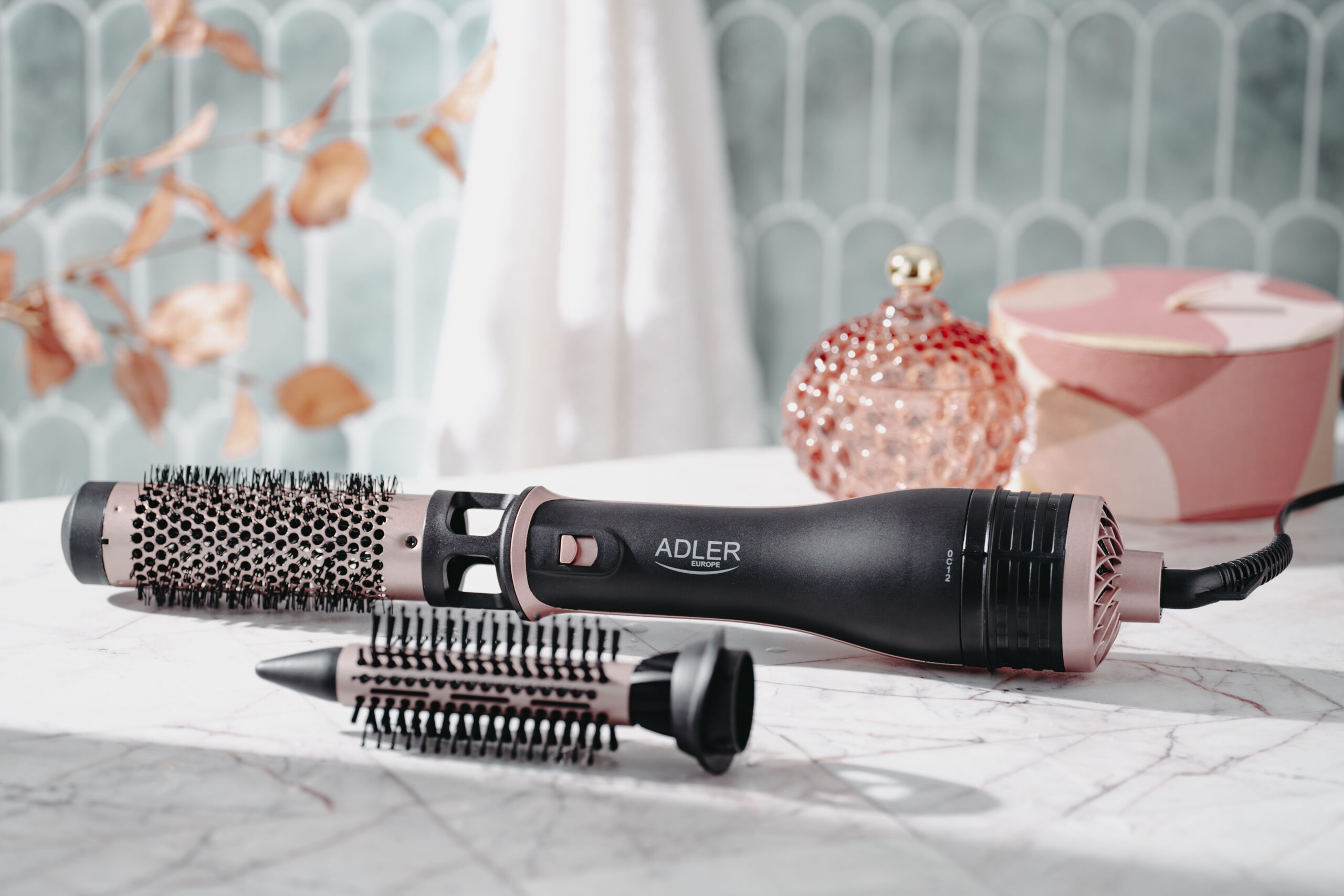 Adler | Hair Styler | AD 2026 | Barrel diameter 21/38 mm | 1200 W | Black - Image 9