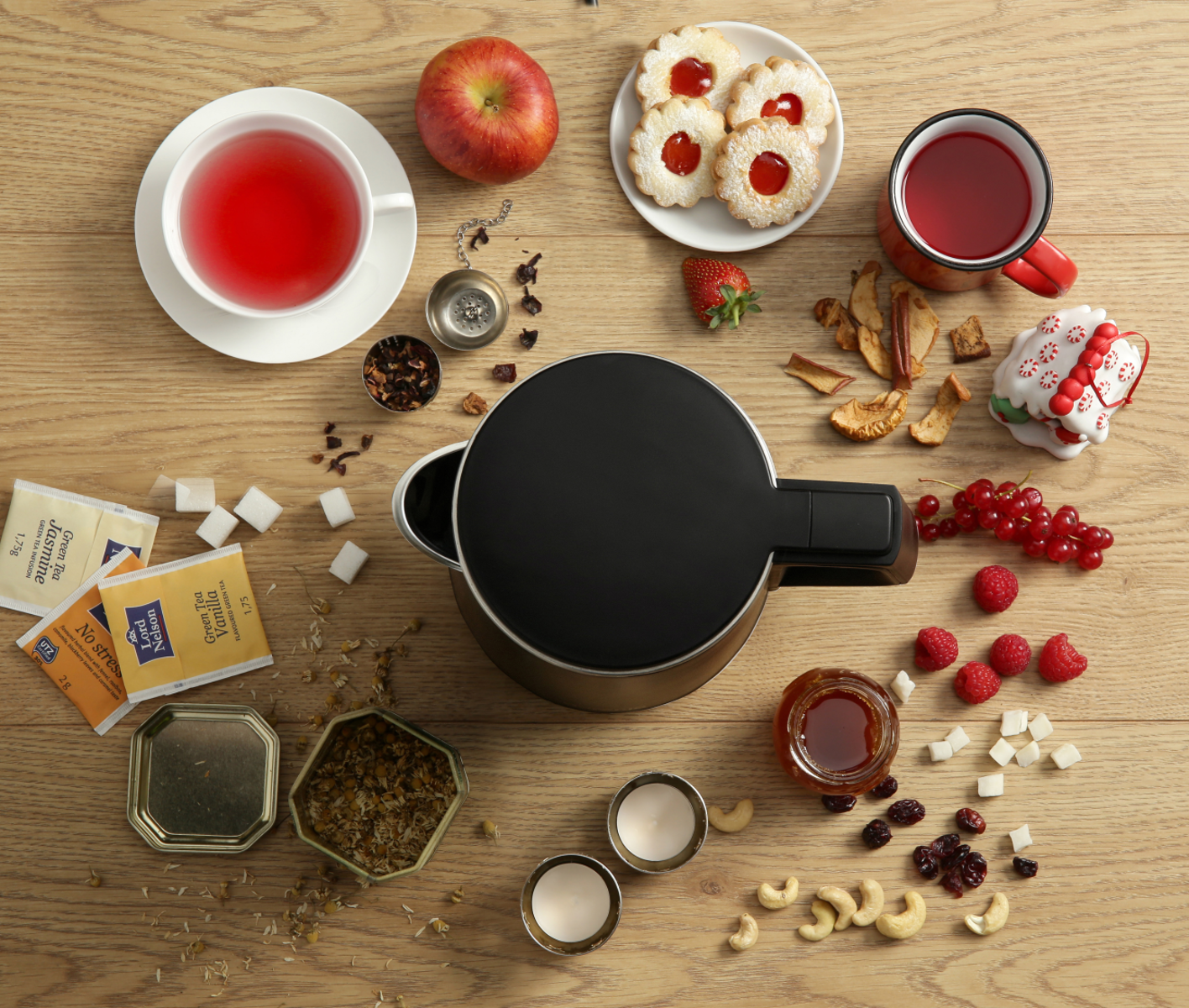 Gorenje | Kettle | K15DWBK | Electric | 2200 W | 1.5 L | Stainless steel | 360° rotational base | Black - Image 7