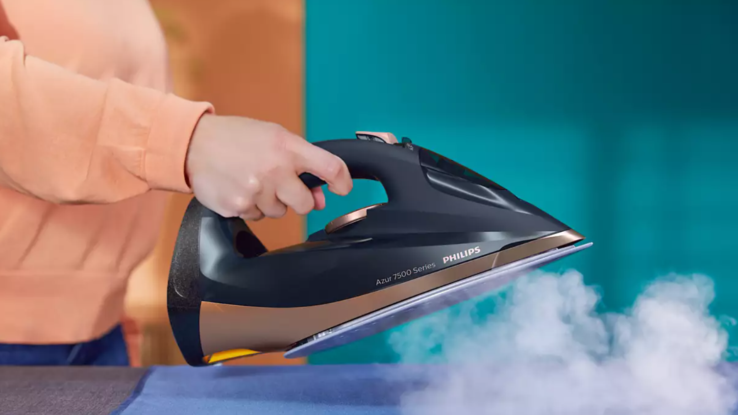 Philips | DST7510/80 | Steam Iron | 3200 W | Water tank capacity 300 ml | Continuous steam 55 g/min | Steam boost performance 260 g/min | Blue/Gold - Image 2