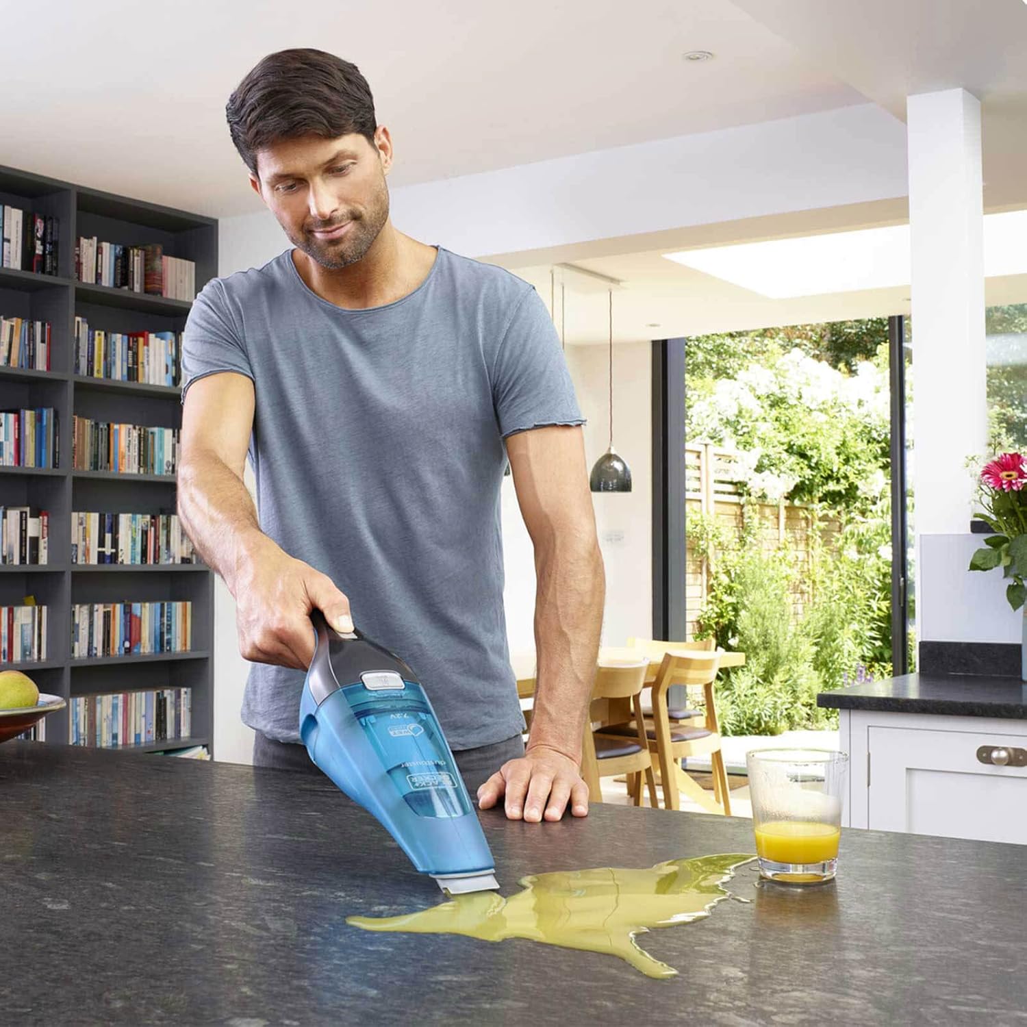 BLACK & DECKER | Vacuum Cleaner | WDC215WA-QW | Cordless operating | Handstick | 7.2 V | Operating time (max) 10 min | Blue - Image 7