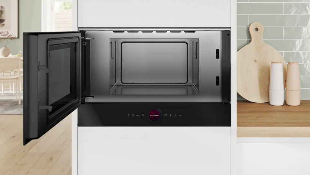 Bosch | Microwave Oven | BFL7221B1 | Built-in | 21 L | 900 W | Black - Image 4