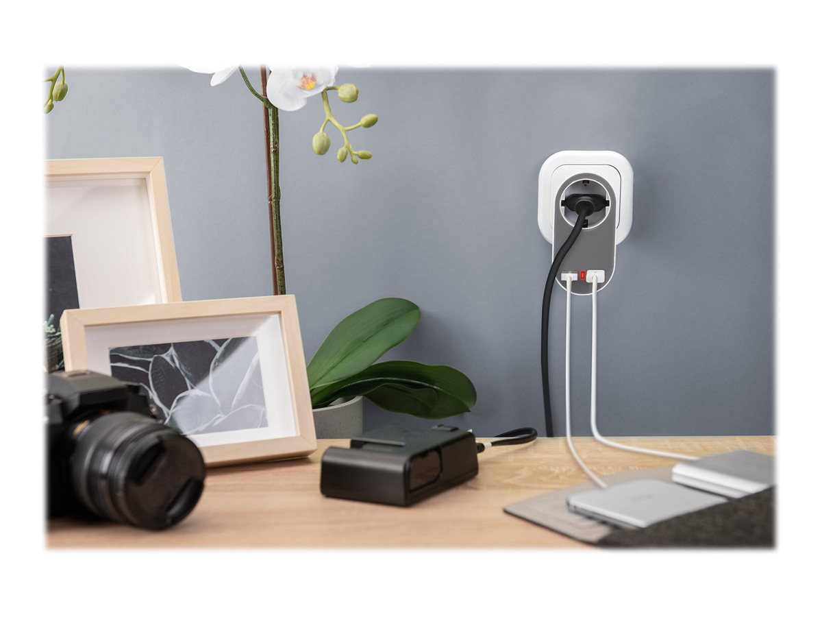 Digitus Universal USB Plug-in Charger with 2 x USB-A Sockets and Integrated Socket | DA-70617 - Image 12