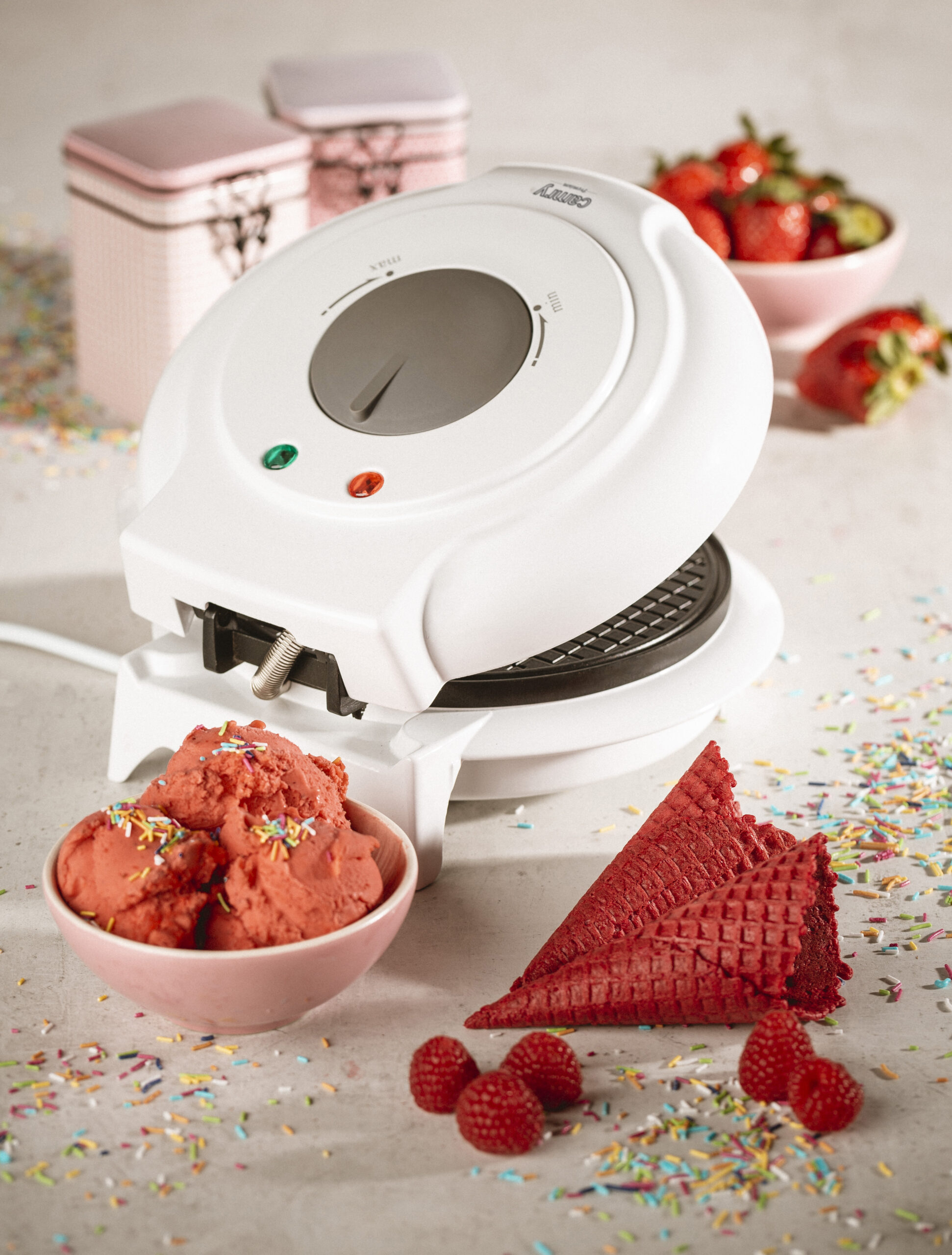 Camry Waffle maker/cone maker | CR 3082 | 750 W | Number of pastry 1 | Waffle | White - Image 10