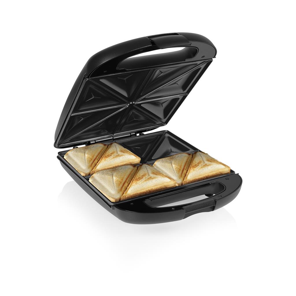 Tristar Sandwich Maker XL | SA-3069 | 1500 W | Number of plates 2 | Black - Image 2