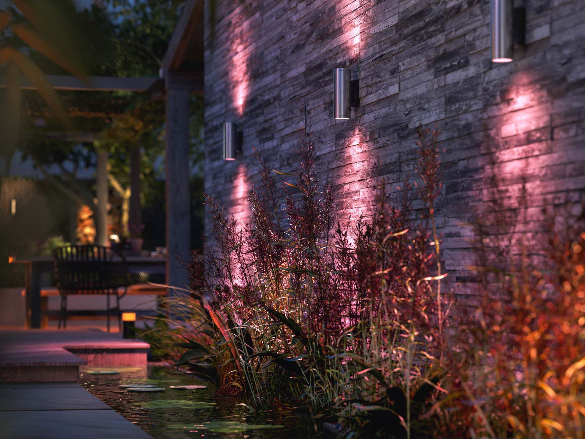 Philips Hue WCA Appear Outdoor Wall Lantern, Inox | 8 W | 2000-6500 Hue White Colour Ambiance - Image 6