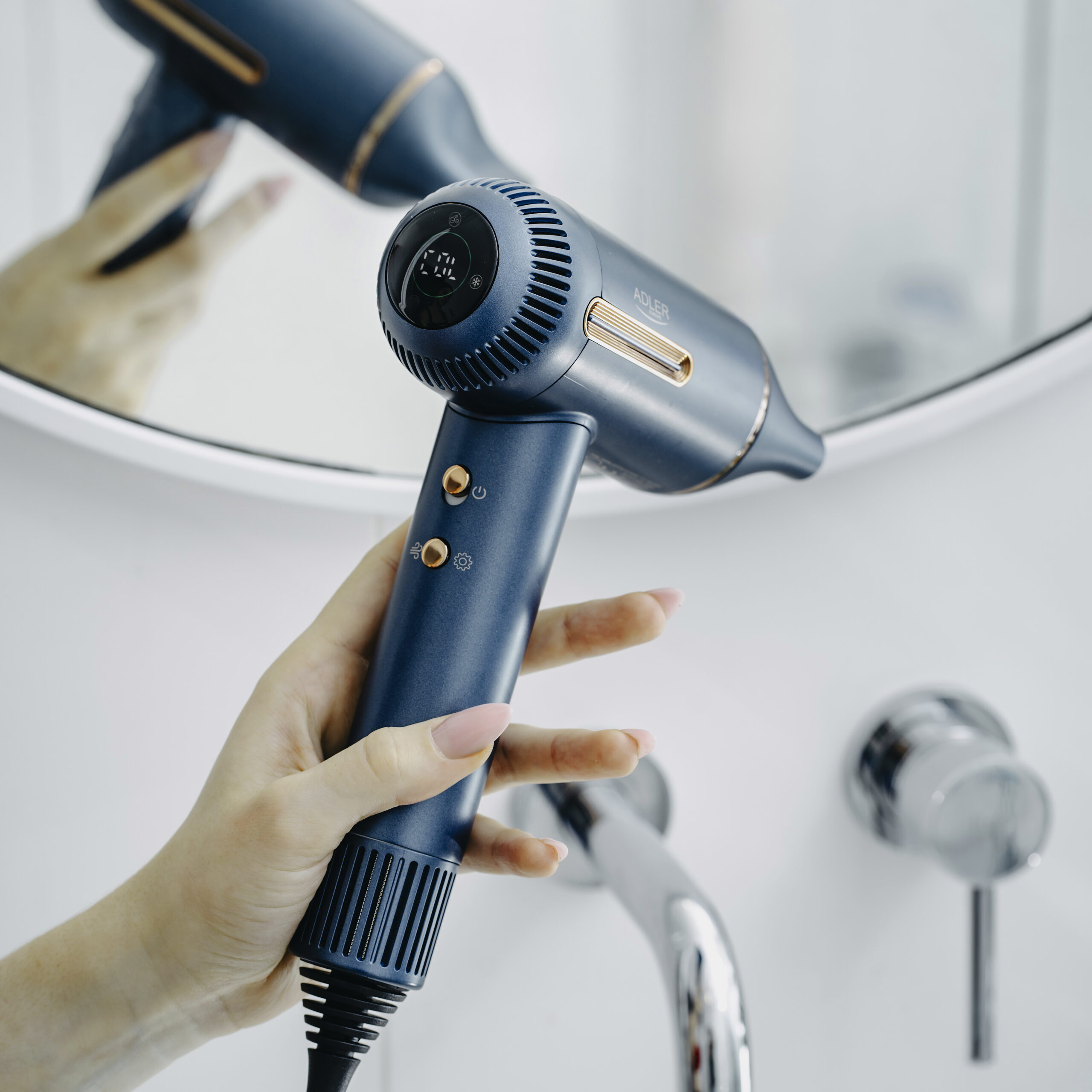 Adler Hair Dryer | AD 2271 SUPERSPEED | 1500 W | Number of temperature settings 6 | Ionic function | Diffuser nozzle | Blue - Image 14