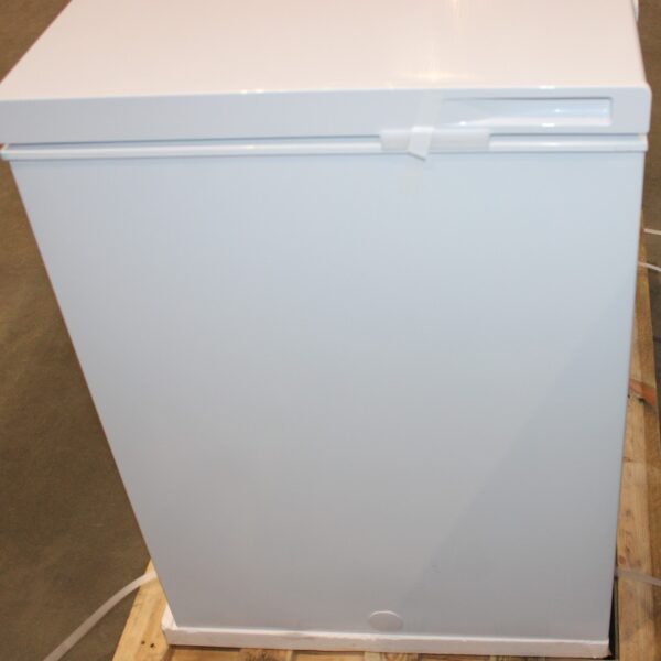 SALE OUT. Gorenje | Freezer | FH30EAW | Energy efficiency class E | Chest | Free standing | Height 84.7 cm | Total net capacity 297 L | Display | White | DAMAGED PACKAGING, SCRATCHED ON THE SIDE
