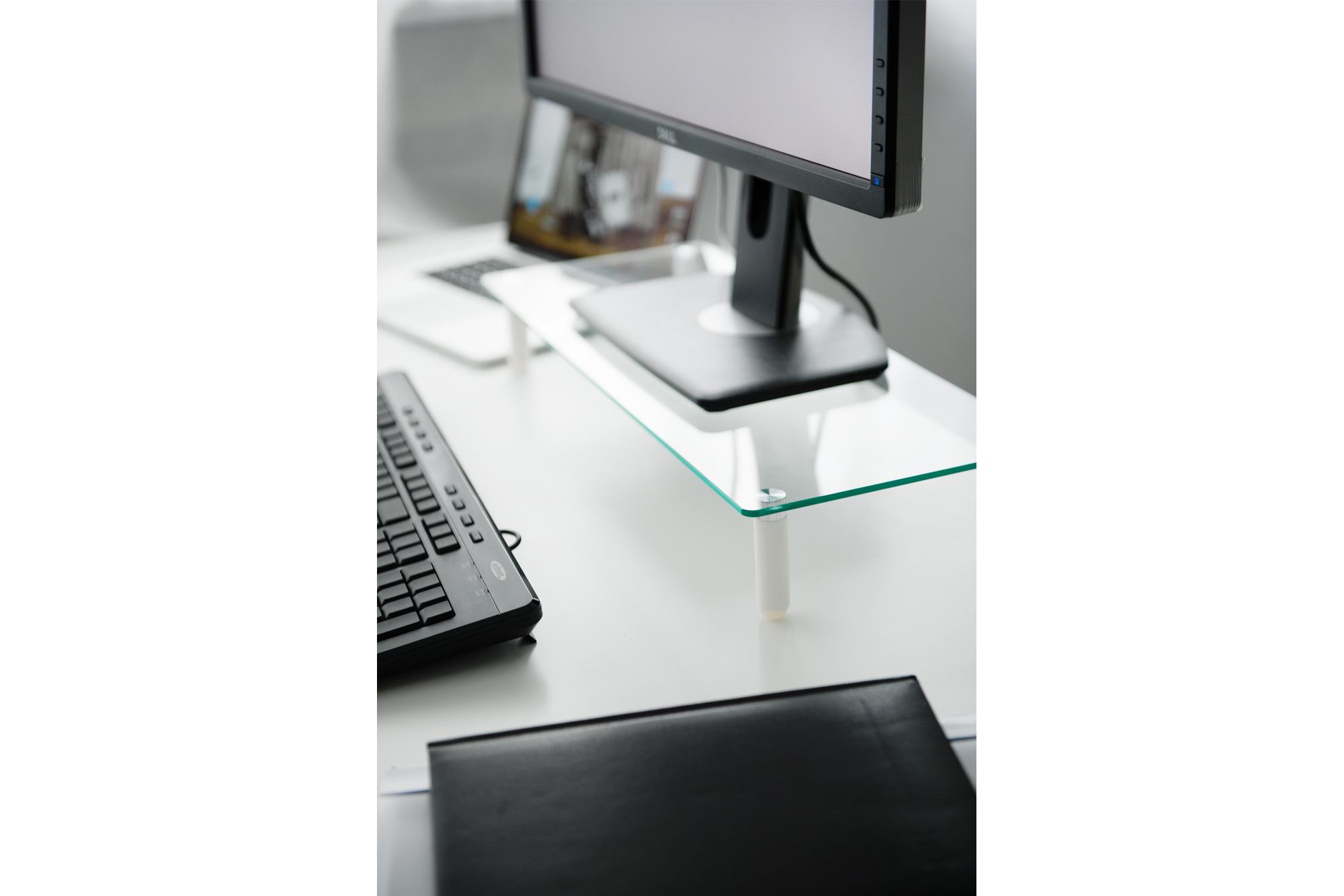 Digitus Universal glass monitor riser DA-90358 | 13-32 " | Maximum weight (capacity) 20 kg - Image 6