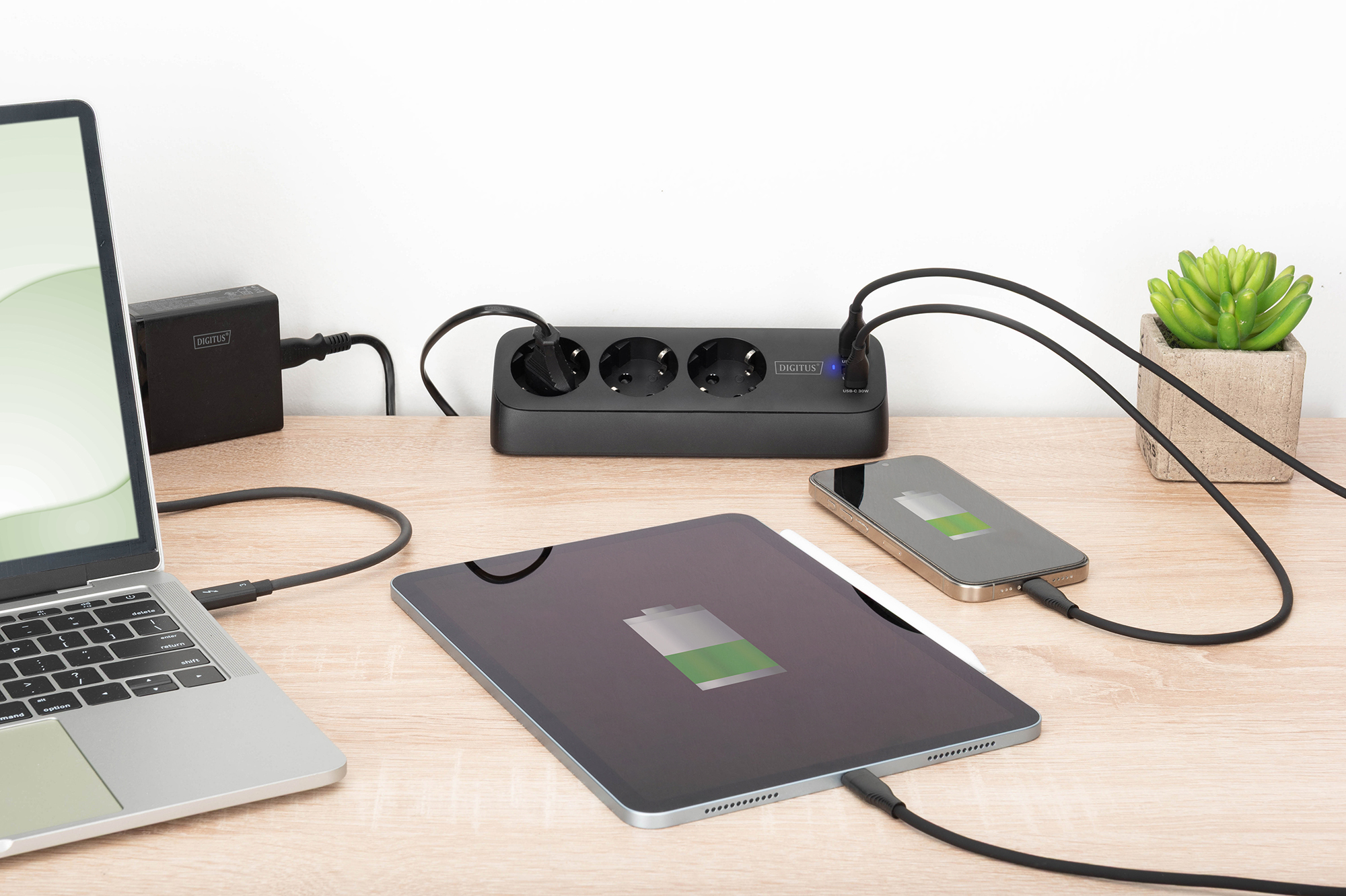 Digitus 3-way office socket strip with 2x USB-A and 1x USB-C connections | DA-70625 - Image 5