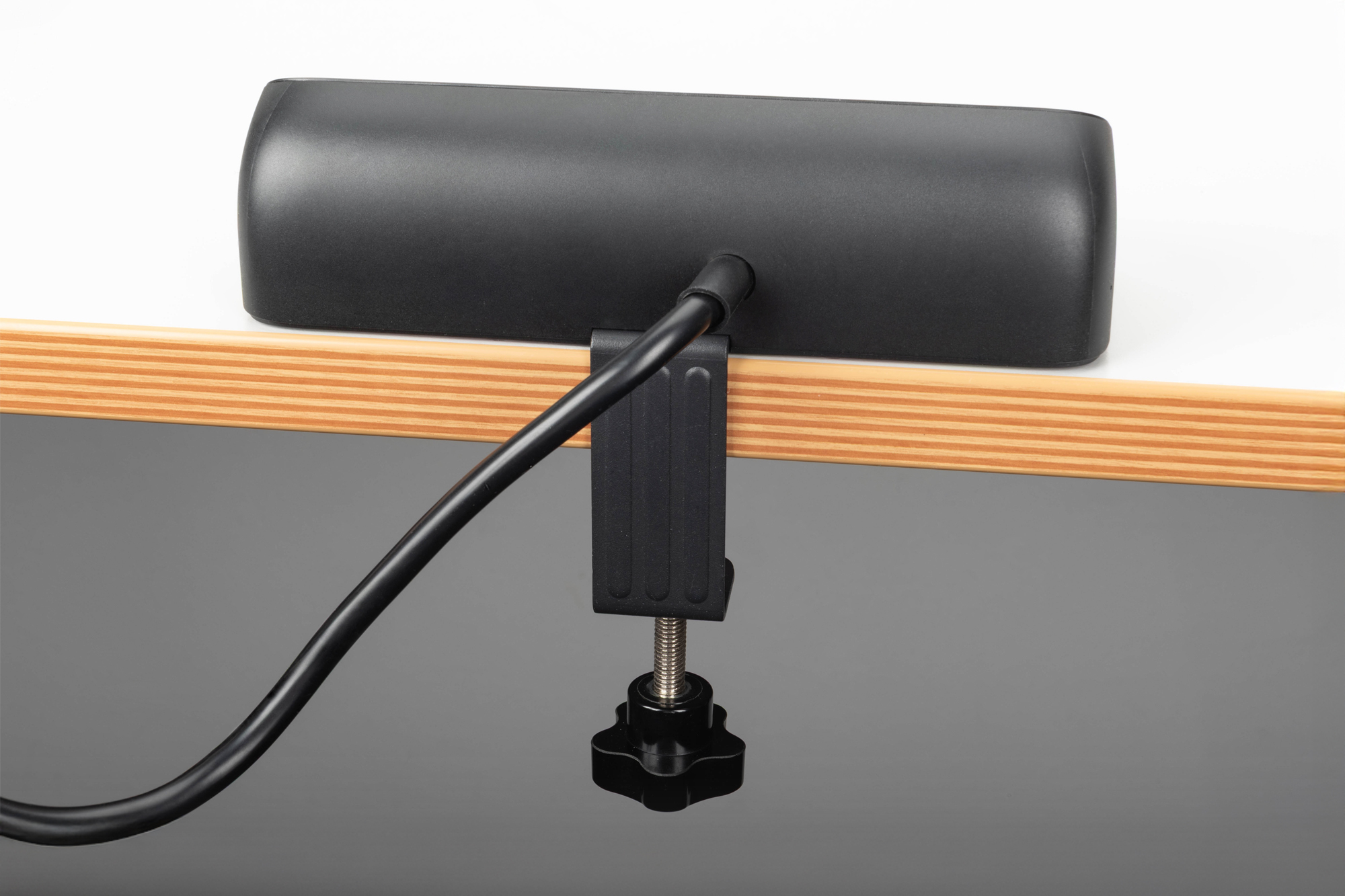 Digitus 3-way office socket strip with 2x USB-A and 1x USB-C connections | DA-70625 - Image 8