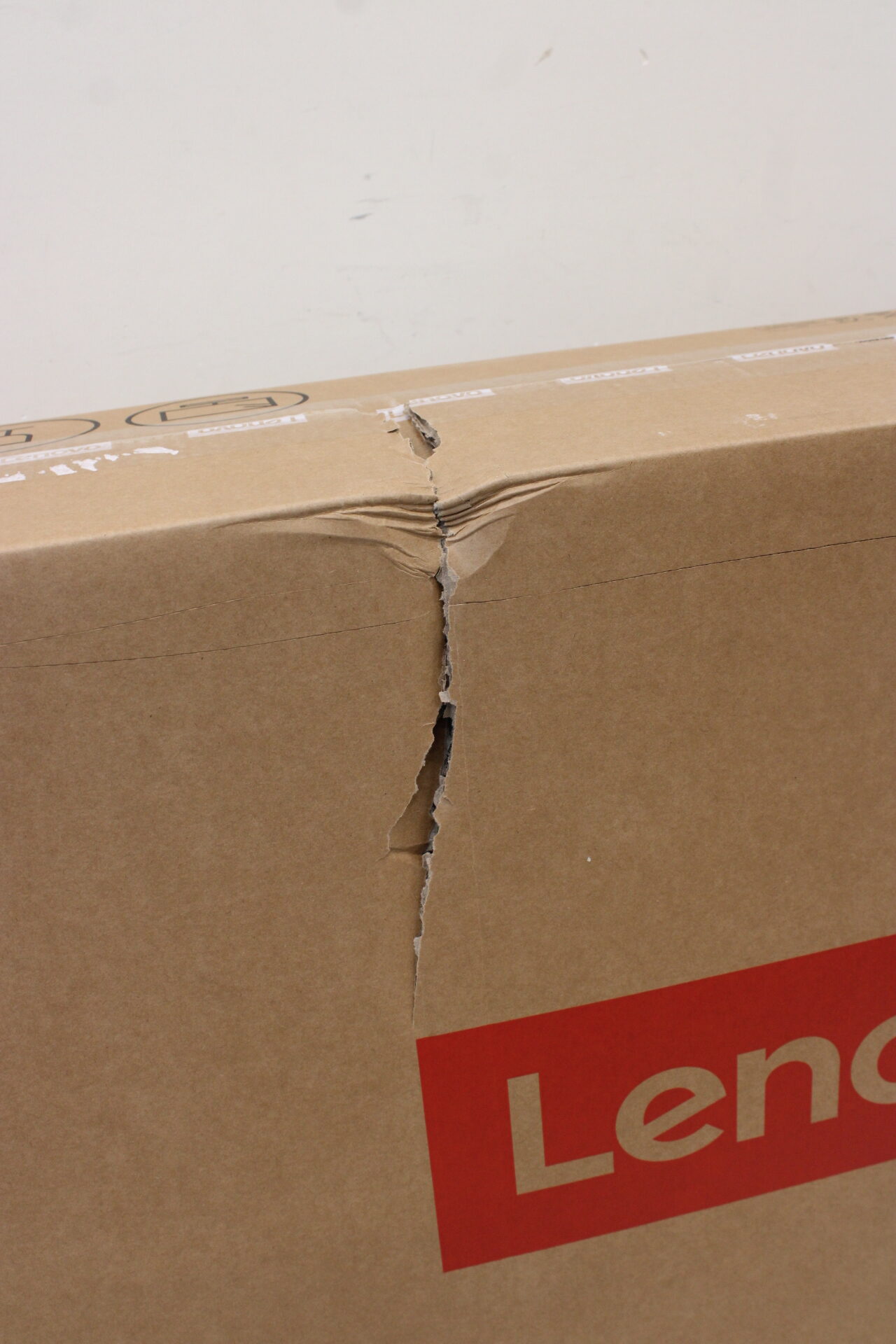 SALE OUT. Lenovo IdeaCentre AIO 3 27ARR9 27 FHD AMD R5 7535HS/16GB/1TB/AMD Radeon 660M/WIN11 Home/ENG kbd/2Y Warranty | Lenovo IdeaCentre | 27ARR9 | Desktop | AIO | 27 " | AMD Ryzen 5 | 7535HS | 16 (2x8GB) GB | SODIMM DDR5 | 1000 GB | AMD Radeon 660M Graphics | English | Windows 11 Home | DAMAGED PACKAGING | Warranty 24 month(s) - Image 2