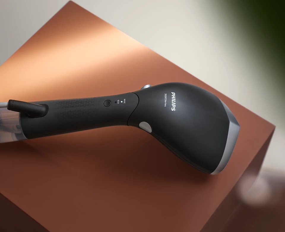 Philips | Garment steamer | STH7040/80 7000 Series | Handheld | 1500 W | 01/02 L | 28 g/min | Cashmere gray - Image 7