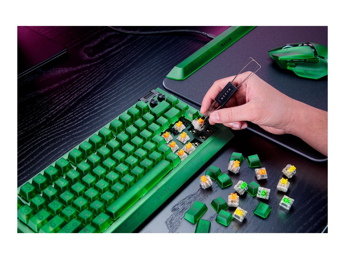 Razer | BlackWidow V4 75% | Mechanical Gaming Keyboard | Wired | US | Chroma RGB | Phantom Green Edition | Mechanical Switches - Image 12