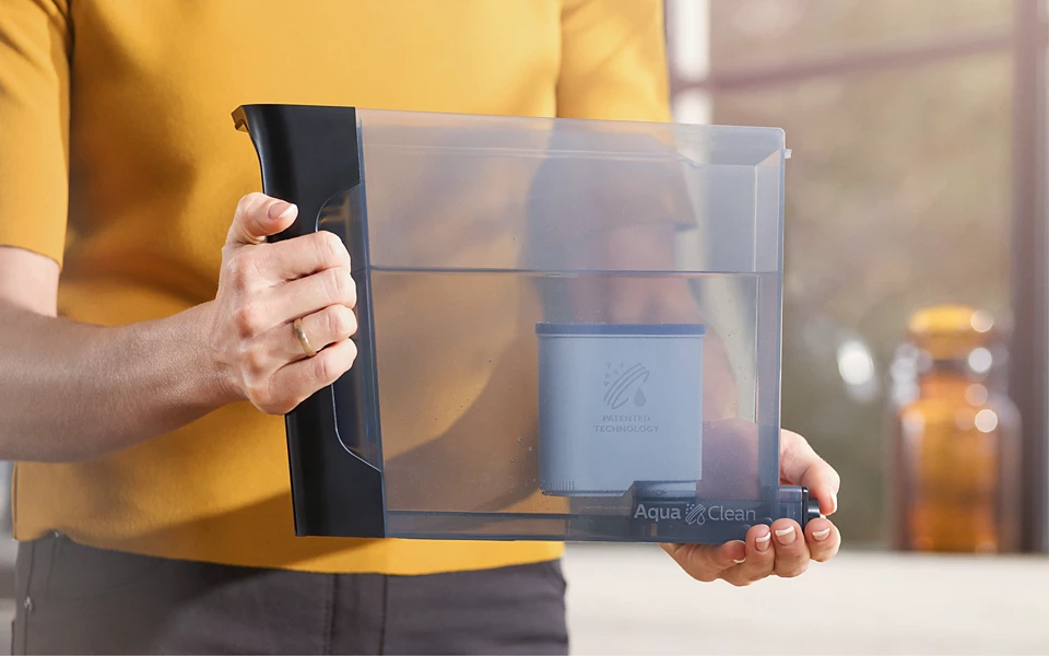 Philips | Coffee maker Maintenance kit: Oil, 2x AquaClean, 6x Coffee oil remover tablets, 6x Milk circuit cleaner sachets | CA6707/10 - Image 4