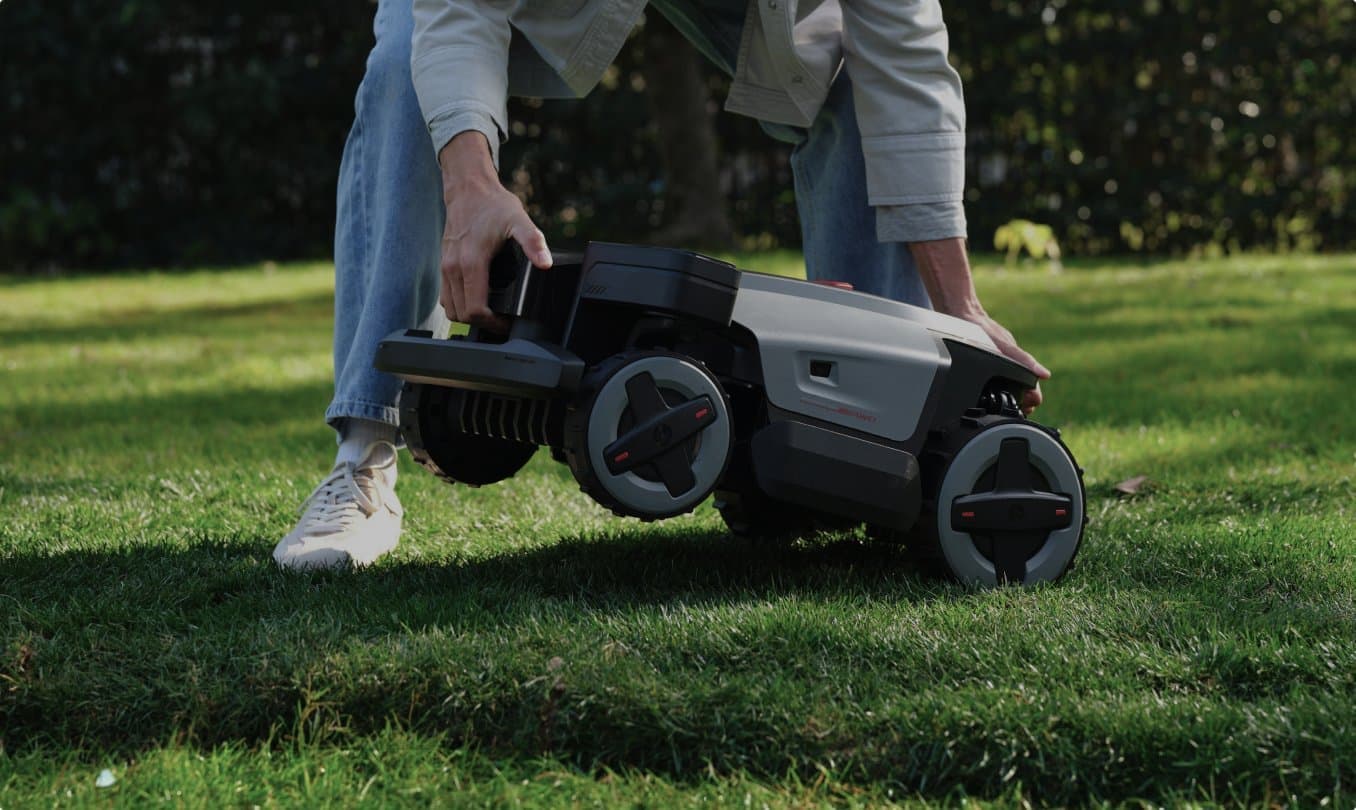Roborock RockMow Z130 Mower, AWD, 3000m², RTK + VSLAM, (Edge Cutting module sold separately) - Image 13