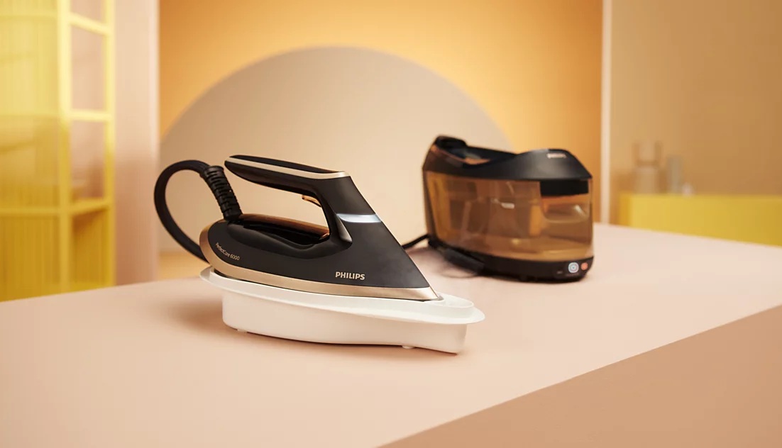 Philips Steam Station | PSG6064/80 6000 Series PerfectCare | 2400 W | 1.8 L | 8 bar | Auto power off | Vertical steam function | Calc-clean function - Image 19